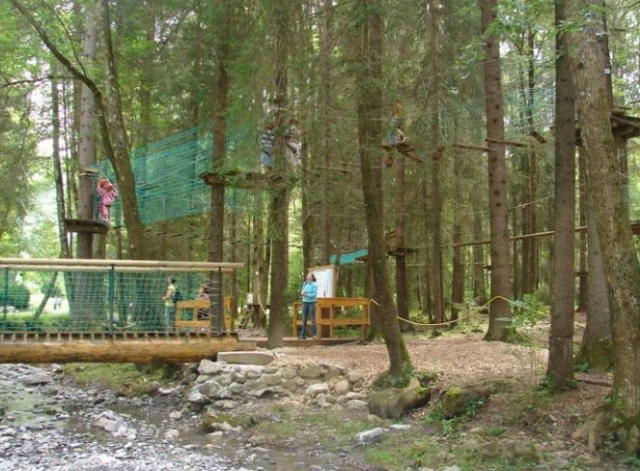 Aventura acrobática en altura 